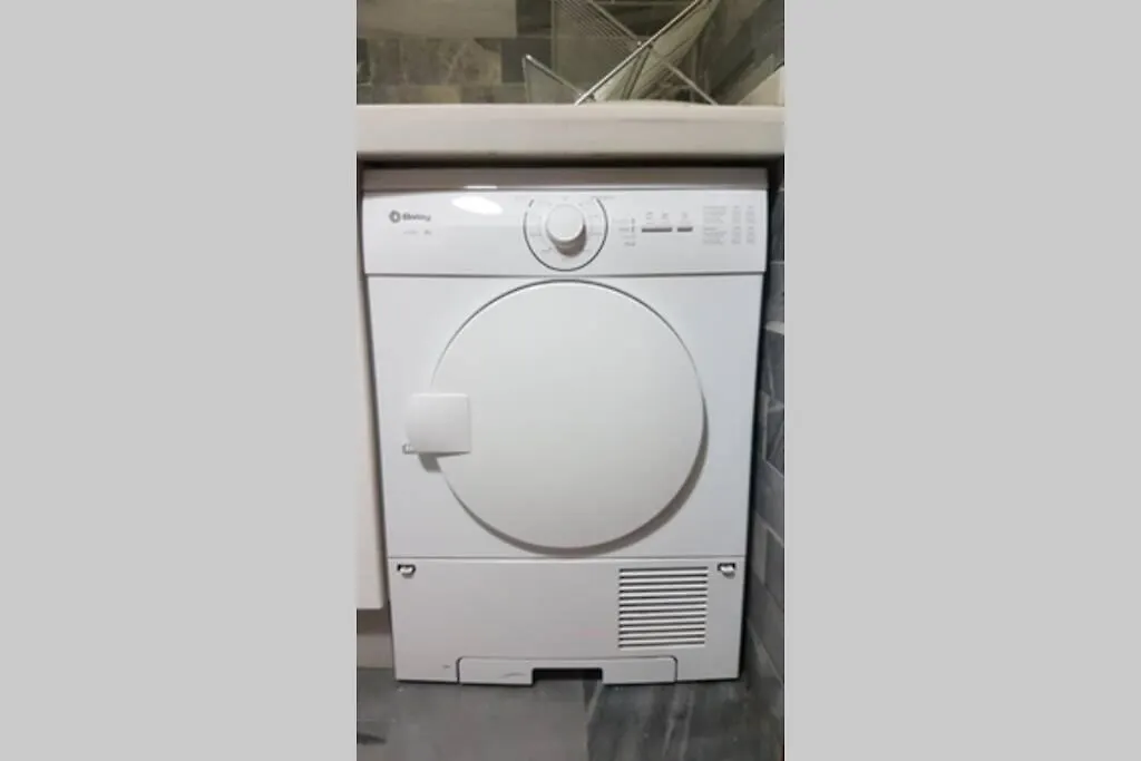 MAGNÍFICO APTO 2 dorm 2 baños en el CORAZÓN DE SEVILLA AA WIFI Apartamento