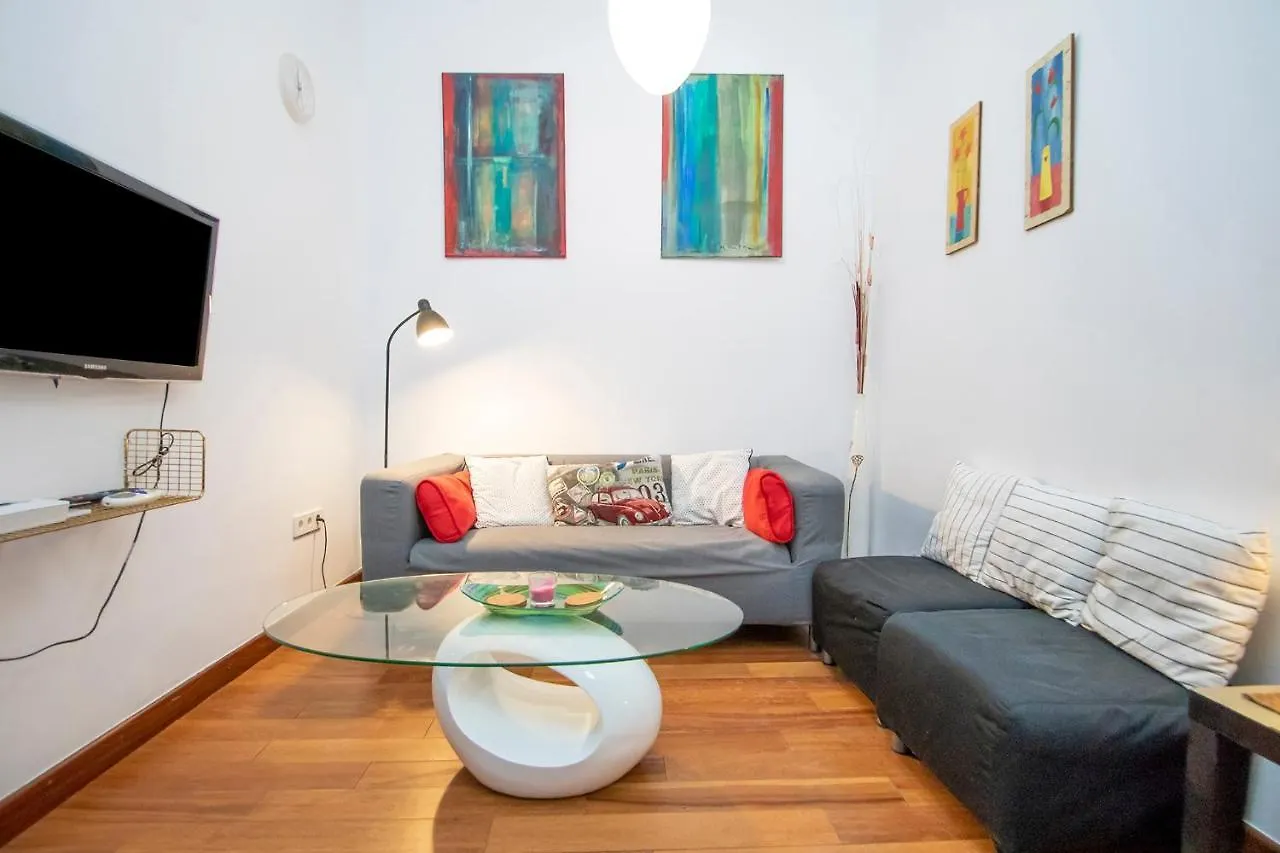 Apartment Magnifico Apto 2 Dorm 2 Banos En El Corazon De Sevilla Aa Wifi