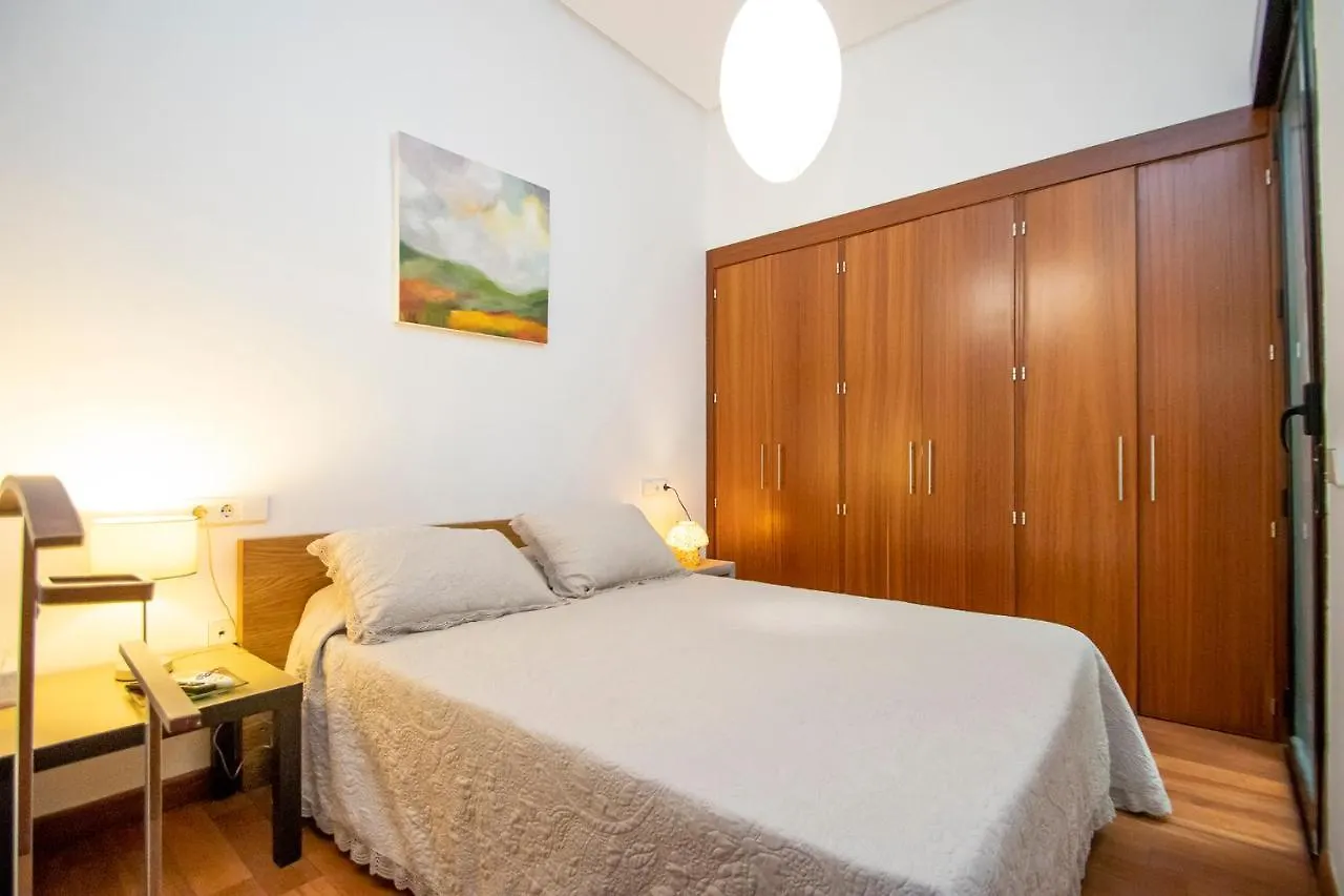 Magnifico Apto 2 Dorm 2 Banos En El Corazon De Sevilla Aa Wifi 0*,  Spanien