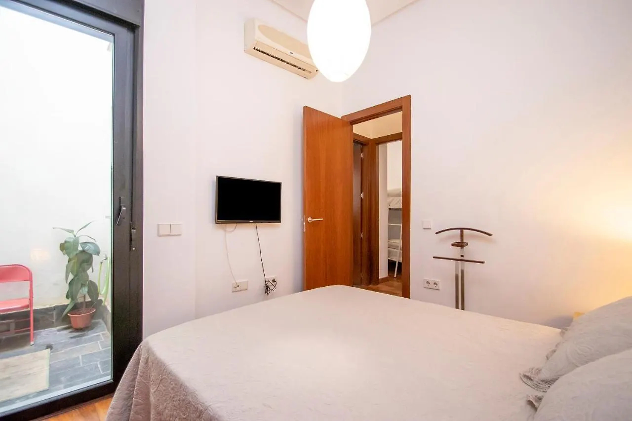 Apartment Magnifico Apto 2 Dorm 2 Banos En El Corazon De Sevilla Aa Wifi Spain
