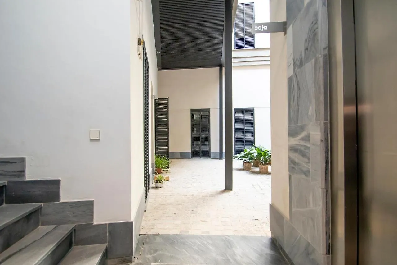 Apartment Magnifico Apto 2 Dorm 2 Banos En El Corazon De Sevilla Aa Wifi